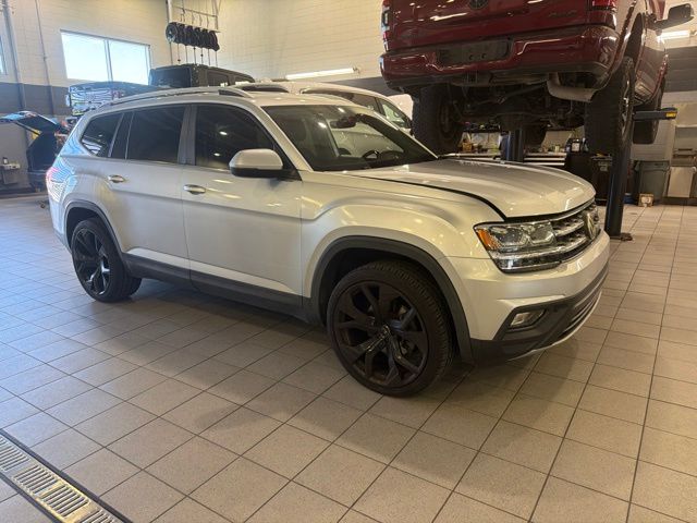  2018 Volkswagen Atlas SE   