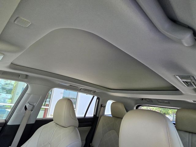 Used 2021 Toyota Highlander SUV