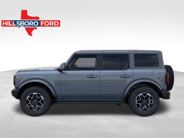 2024 Ford Bronco Outer Banks 3