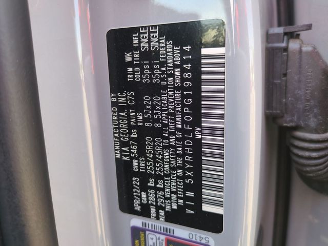 used 2023 Kia Sorento car, priced at $32,881