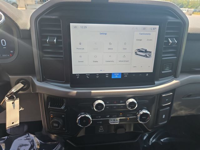 Used 2025 Agate Black Metallic Ford XLT image 20
