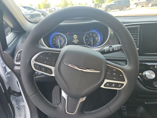 2026 Chrysler Pacifica Select - Pw7 exterior view 14