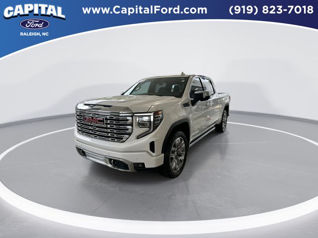 Used 2024 White GMC Denali image 4