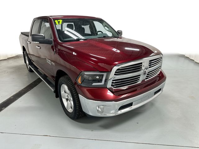 2017 RAM 1500 SLT Crew Cab 4WD