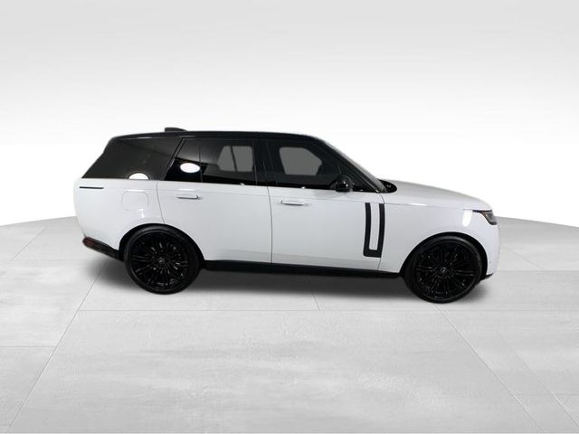 2023 Land Rover Range Rover SE 7