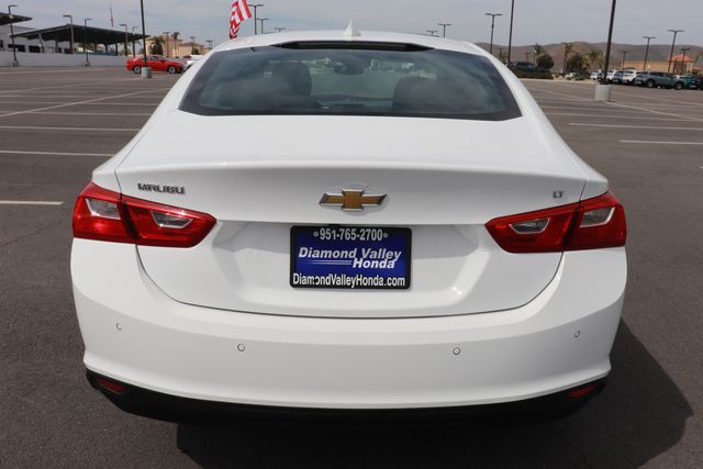 2024 Chevrolet Malibu LT photo