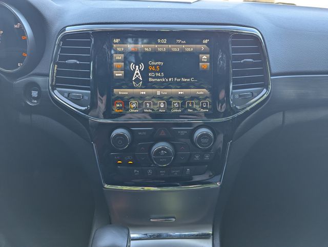 2019 Bright White Clearcoat Jeep Grand Cherokee Altitude 4X4 SUV