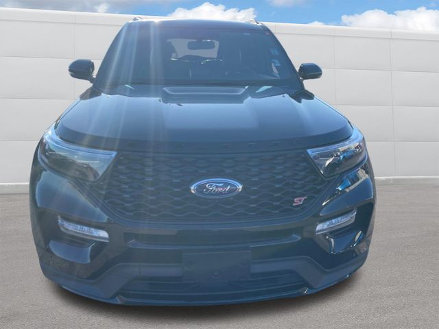 2023 Ford Explorer ST 12