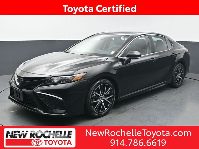 2024 Toyota Camry SE AWD