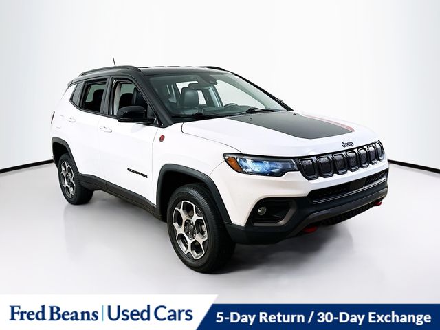Bright White Clearcoat 2022 Jeep Compass Trailhawk 4WD SUV / Crossover Four-Wheel Drive 9-Speed Automatic
