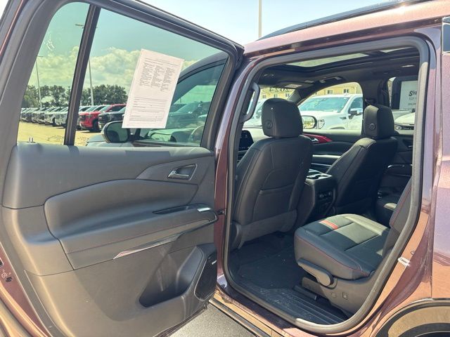 Used 2024 Chevrolet Traverse SUV