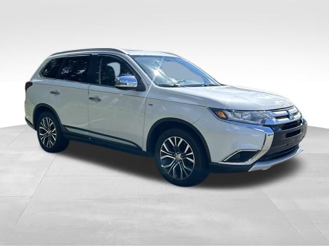 used 2016 Mitsubishi Outlander car, priced at $12,999