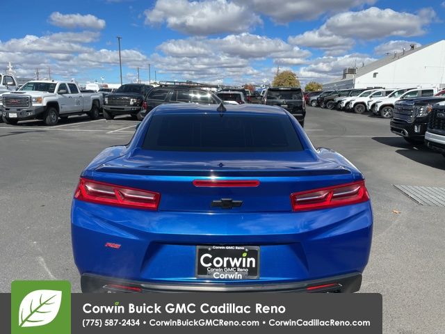 2017 Chevrolet Camaro 1LT 29