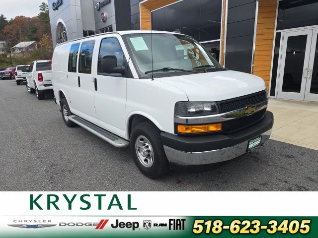 Summit White 2024 Chevrolet Express Cargo 2500 RWD Van Rear-Wheel Drive 8-Speed Automatic Overdrive
