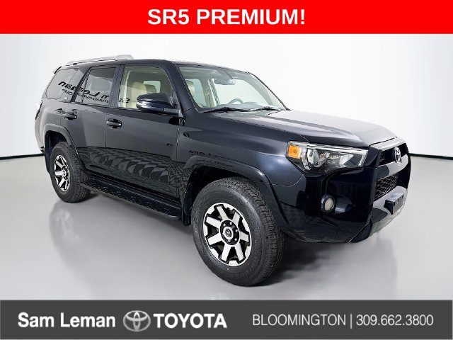 Midnight Black Metallic 2016 Toyota 4Runner SUV / Crossover Four-Wheel Drive 5-Speed Automatic Overdrive