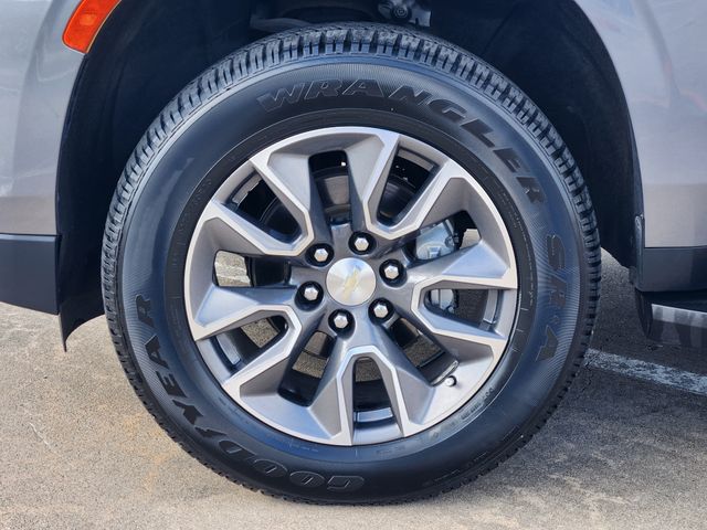 2021 Chevrolet Suburban LT Gray at Big Star Buick GMC