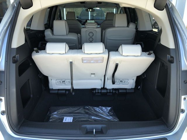 new 2026 Honda Odyssey car, priced at $45,434
