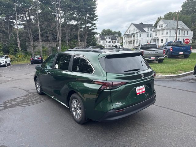 New 2026 Toyota Sienna Van