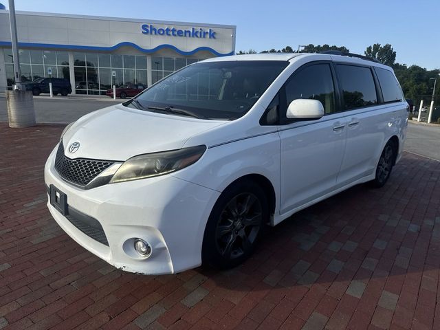 Used 2015 Toyota Sienna Van