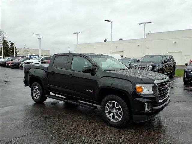 Onyx Black 2022 GMC Canyon AT4 Crew Cab 4WD with Cloth Pickup Truck Four-Wheel Drive 8-Speed Automatic