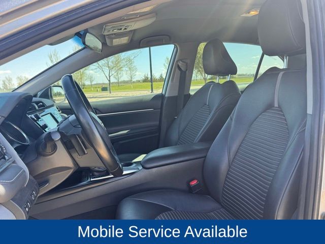 2019 Toyota Camry SE