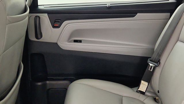 2023 Honda Odyssey Touring  at Community Kia