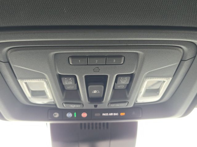 2022 Chevrolet Silverado 1500 ZR2:168936A