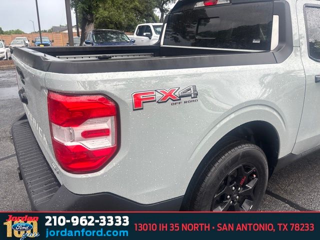Used Car 2022 Ford Maverick  Lariat For Sale Under $30,000 In San Antonio, Texas