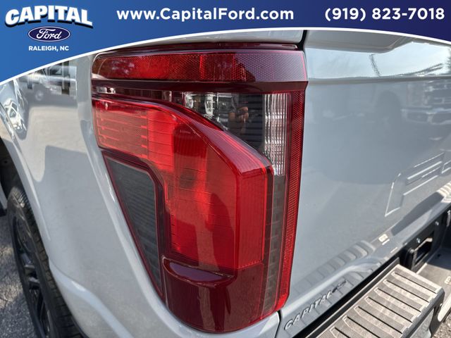 Certified Used 2024 Avalanche Ford XLT image 15