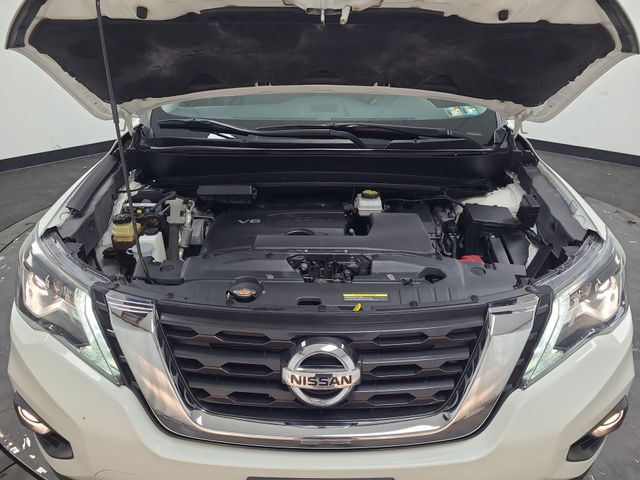 2018 – Nissan – Pathfinder