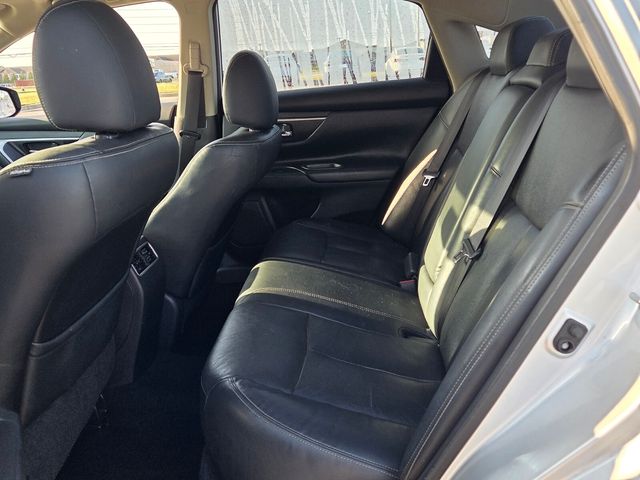 Used 2018 Silver Nissan 2.5 SL image 6