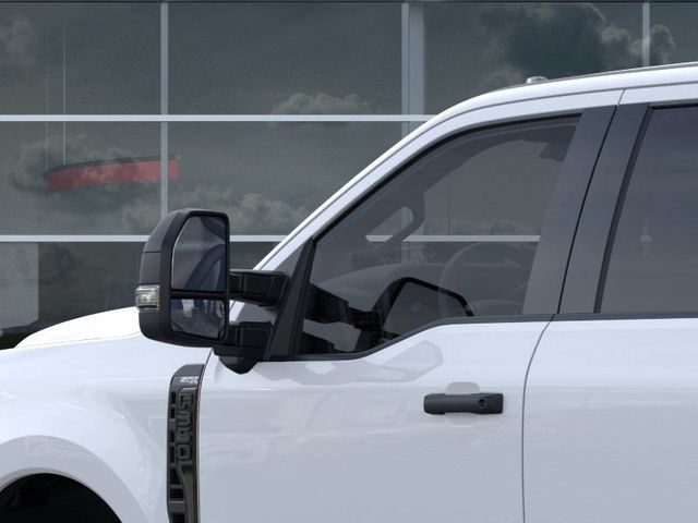 2025 Ford F-350 Super Duty XL