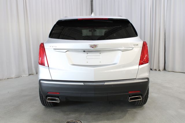 Used 2018 Silver Cadillac Luxury image 26