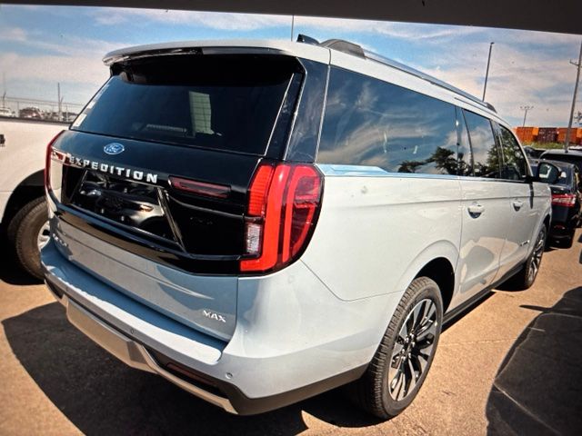 Used 2026 Ford Expedition Platinum with VIN 1FMJK1M84TEA17889 for sale in Kansas City