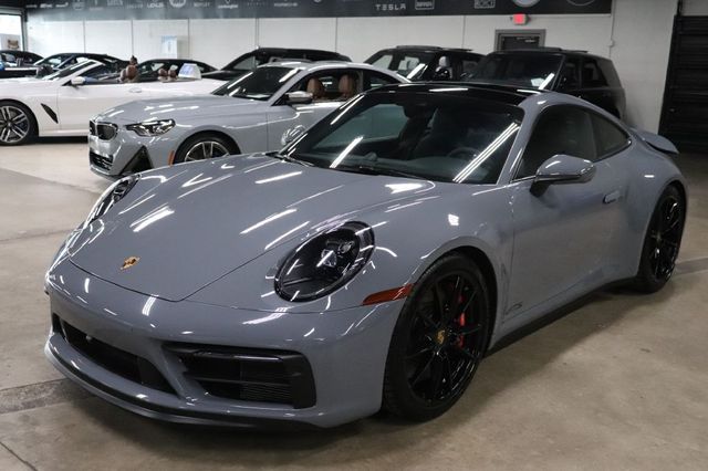 Porsche 911 Carrera GTS Coupe RWD