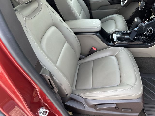 Used 2016 Red GMC SLT image 27
