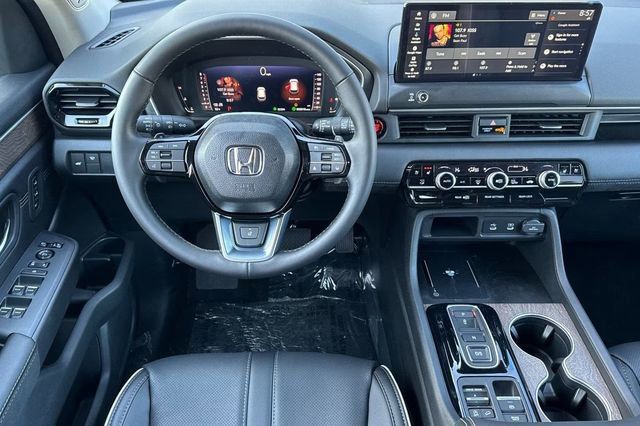 New 2026 Sonic Gray Pearl Honda Elite image 9