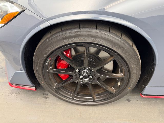 2024 Stealth Gray/Super Black Nissan Z NISMO RWD Coupe