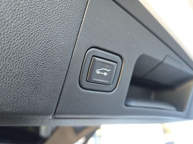 Photo of 2021 Cadillac XT5 Premium Luxury in Dallas, GA - 11,  2021 Cadillac XT5 Premium Luxury:44325A