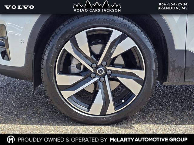 Used 2024 Volvo XC40 SUV