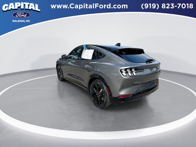 Used 2023 Gray Ford Premium image 6
