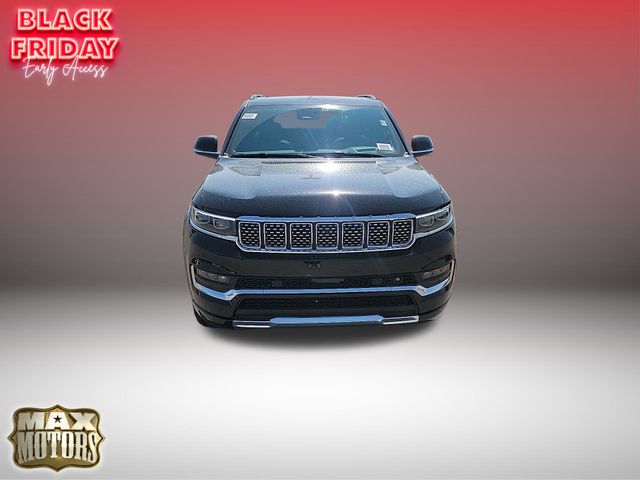 2023 Jeep Grand Wagoneer Base 3