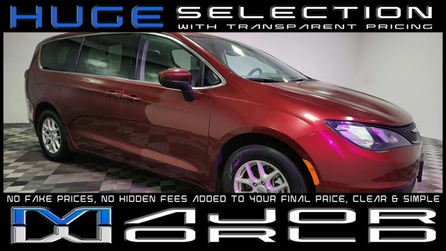 2023 Chrysler Voyager LX FWD