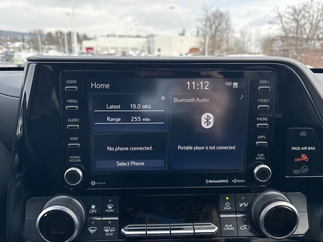 used 2021 Toyota Highlander car, priced at $29,979