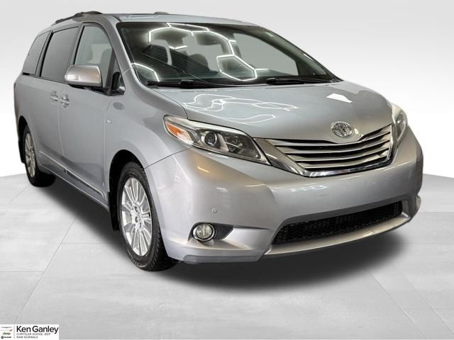 2017 Toyota Sienna Limited 7-Passenger AWD
