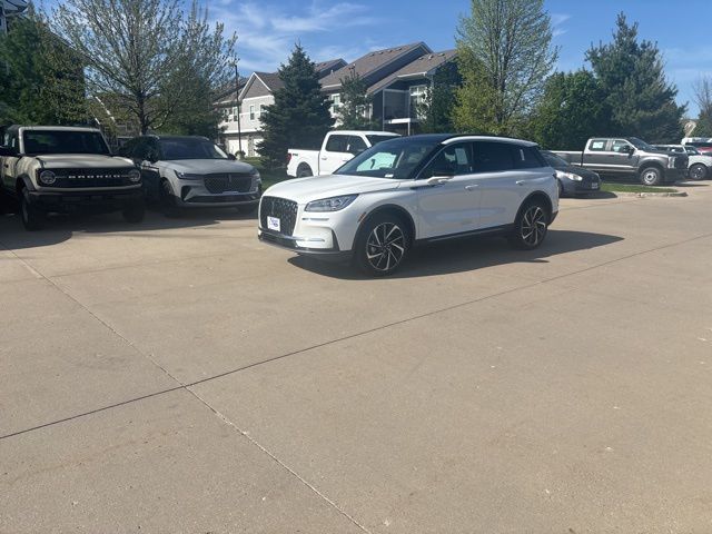 2026 White Metallic Lincoln Corsair Reserve AWD SUV