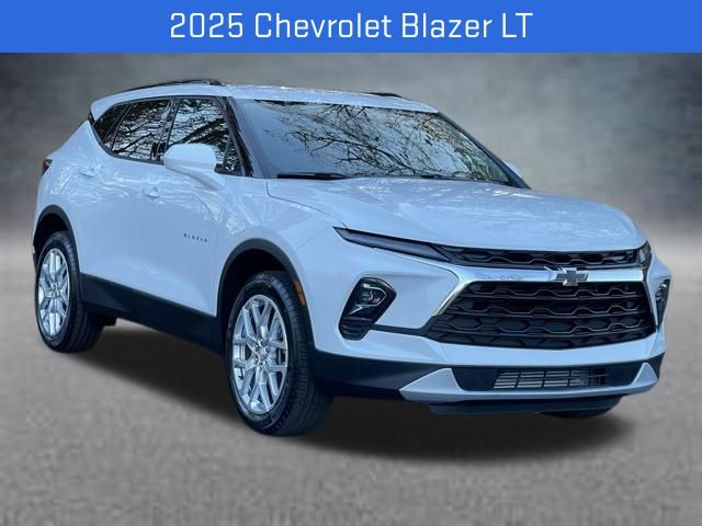 Summit White 2025 Chevrolet Blazer SUV / Crossover All-Wheel Drive 9-Speed Automatic Overdrive