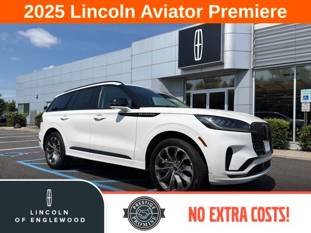 White Metallic 2025 Lincoln Aviator SUV / Crossover All-Wheel Drive Automatic