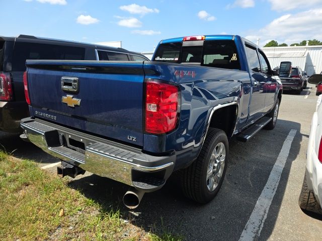 Used 2018 Blue Chevrolet LTZ image 10