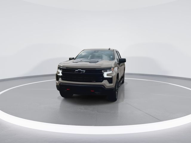 Used 2023 Beige Chevrolet LT Trail Boss image 4